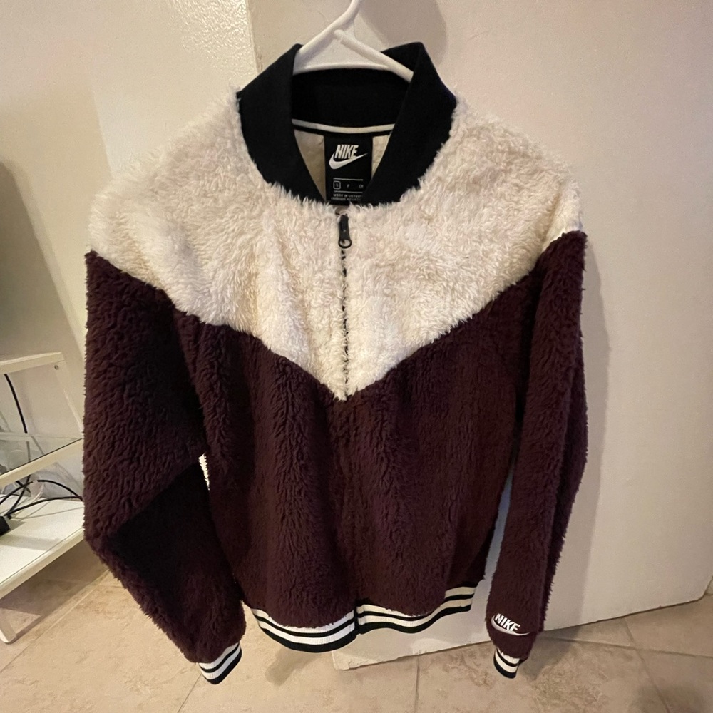 Womens Nike jacket Color: white/maroon